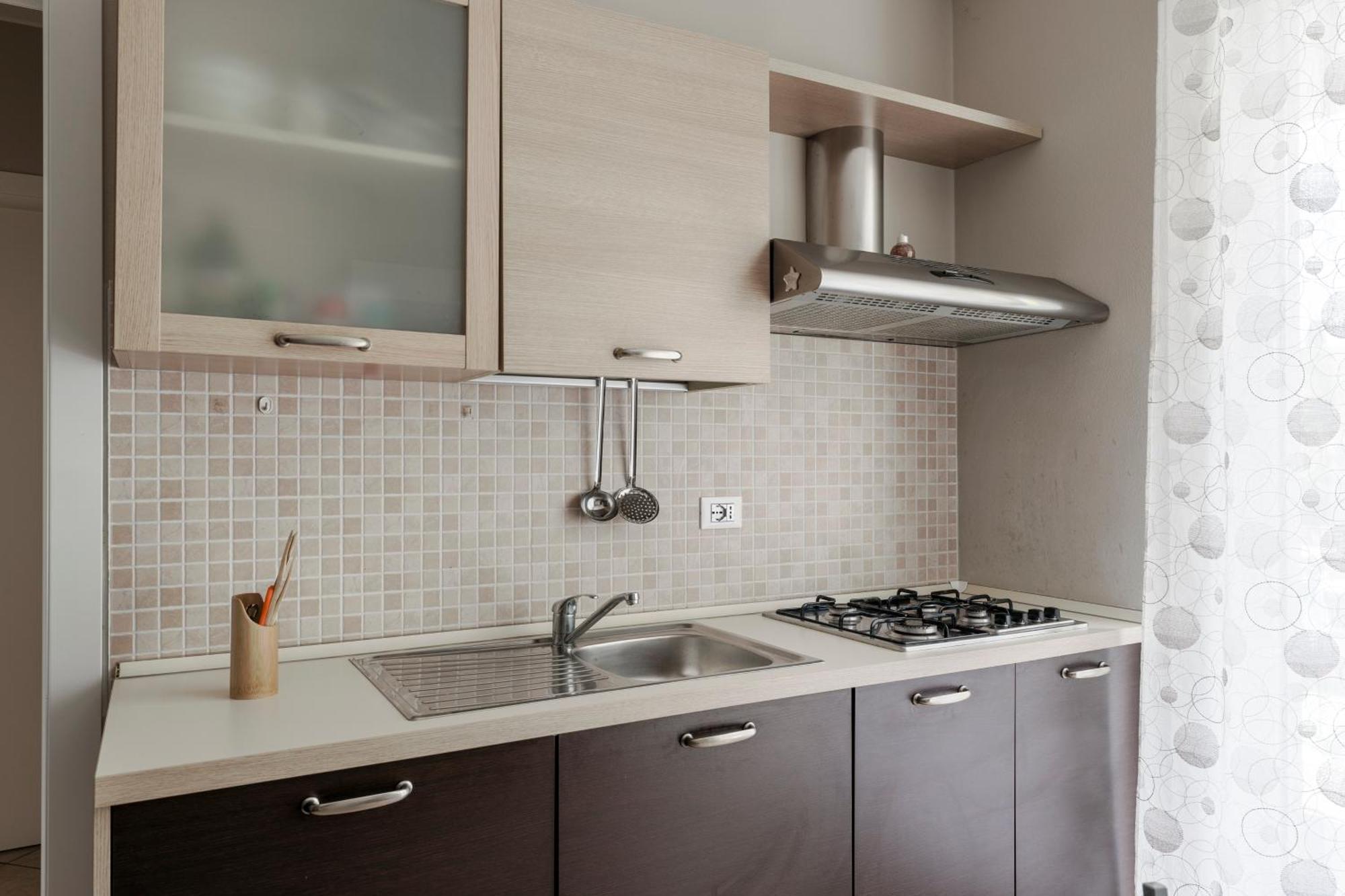 Matteotti Apartments Desenzano del Garda Bagian luar foto